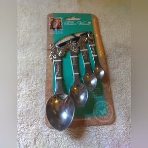 Measuring spoons